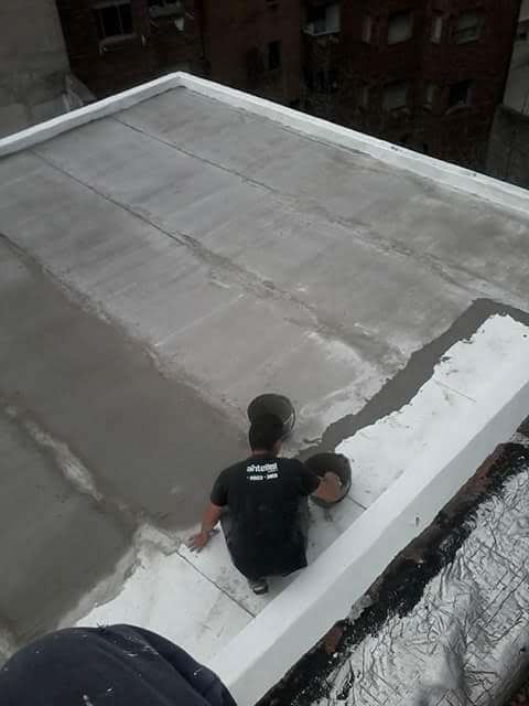 Impermeabilización azotea Montevideo — imagen 1 — Urban House Construcciones