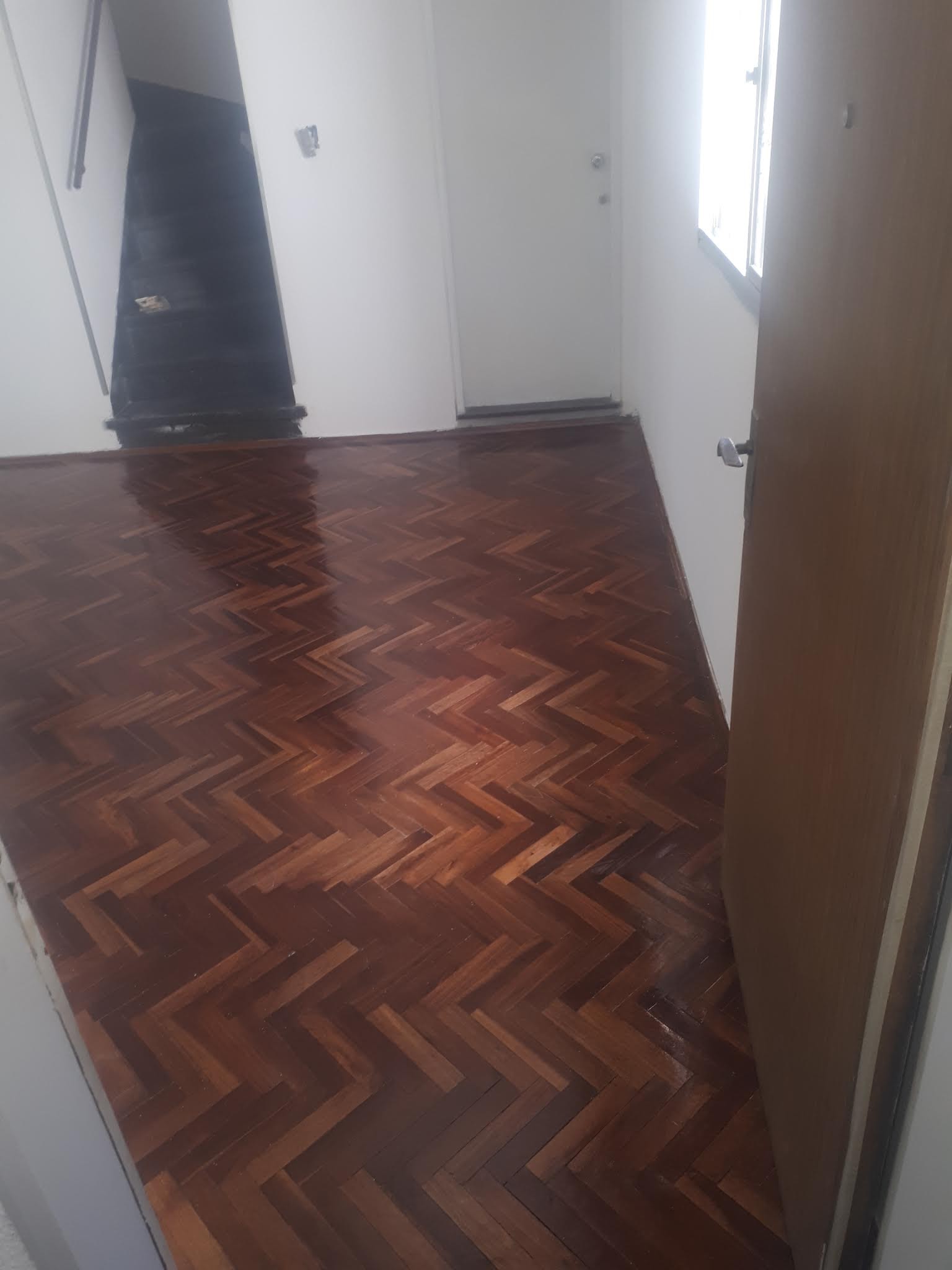 Pulido de pisos Montevideo — imagen 1 — Urban House Construcciones